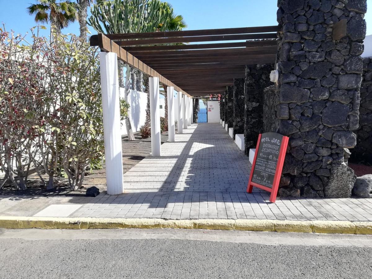 Apartamento Luca 05 En Playa Roca Costa Teguise Exterior foto